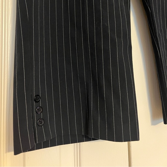 Tribal Cropped Pinstriped Slacks - Picture 5 of 8